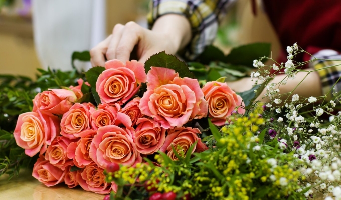 Стильный магазин цветов в центре Петербурга