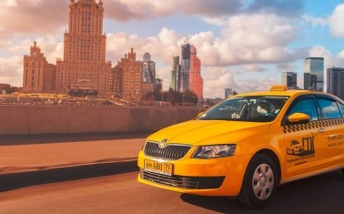Служба такси со своим автопарком с прибылью 250 000 рублей