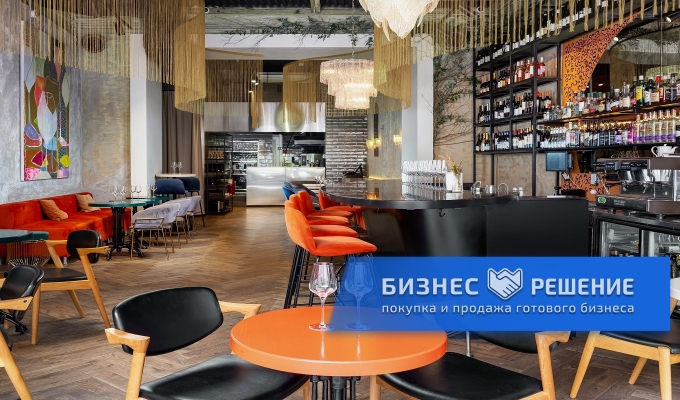 Винный ресторан с открытой кухней в центре Москвы