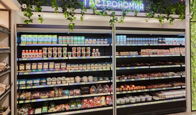 Круглосуточный магазин продуктов в центре Москвы