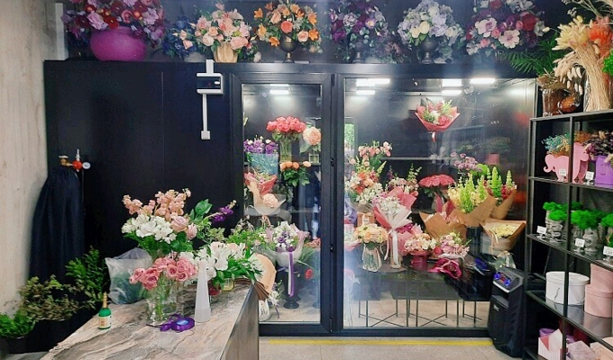 Прибыльный магазин цветов в отличной локации