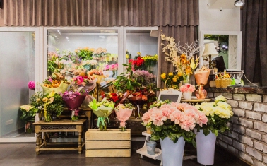 Прибыльный цветочный магазин в крупном ТРЦ
