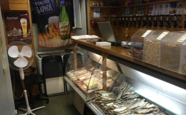 Магазин разливного пива и рыбы на Соколе
