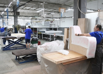 Производство мягкой мебели с известным брендом