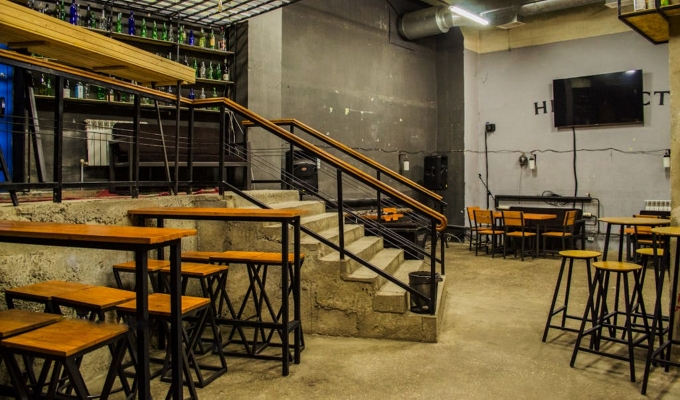 Ночной бар на Китай-городе с алкогольной лицензией