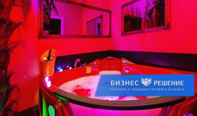 Успешный ночной клуб-бар в центре Санкт-Петербурга