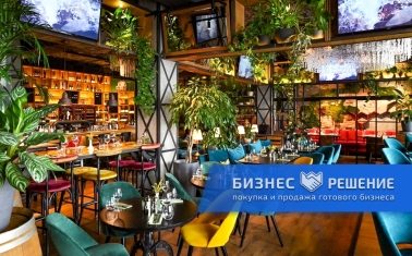 Популярный азиатский бар в туристической локации СПб