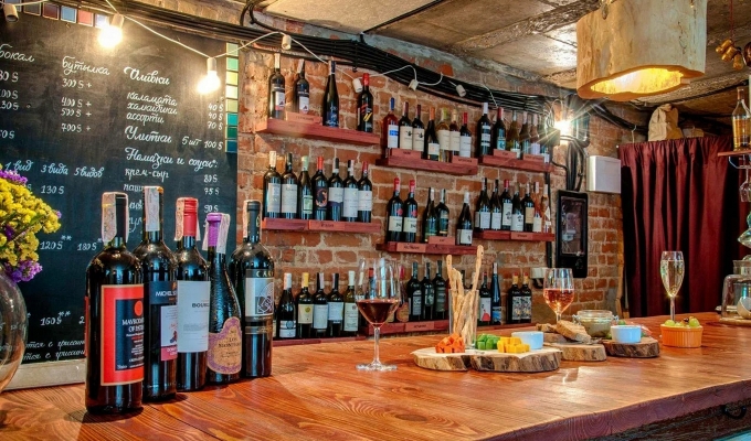 Популярный винный бар в перспективной локации