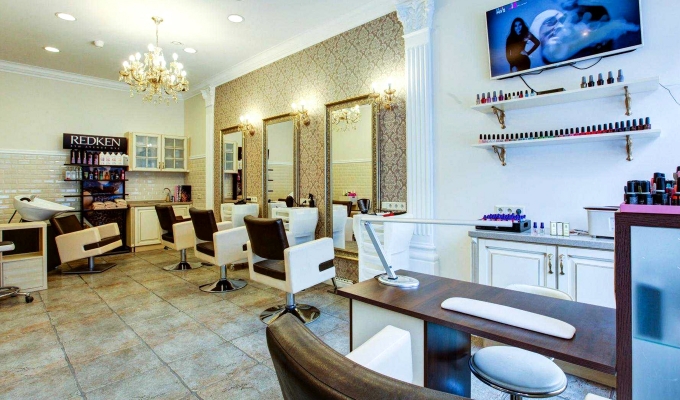 Элитный салон красоты с постоянной базой клиентов в Москве