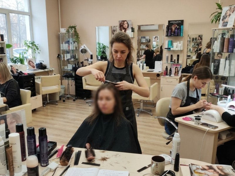 Салон красоты в Москве с прибылью 800к в мес.