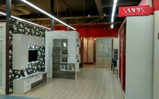 Мебельный салон у метро Варшавская с высокой прибылью