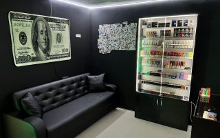 Табачный магазин возле метро Серпуховская