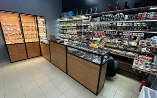 Табачный магазин с высоким пешеходным трафиком
