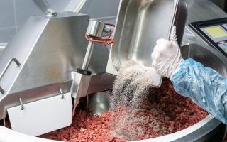 Завод по переработке мяса с полностью укомплектованным цехом