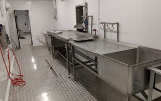 Завод по переработке мяса с полностью укомплектованным цехом
