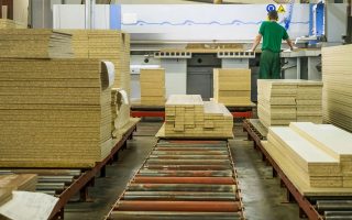 Прибыльное производство мебели, расположенное на площади 500 кв.м
