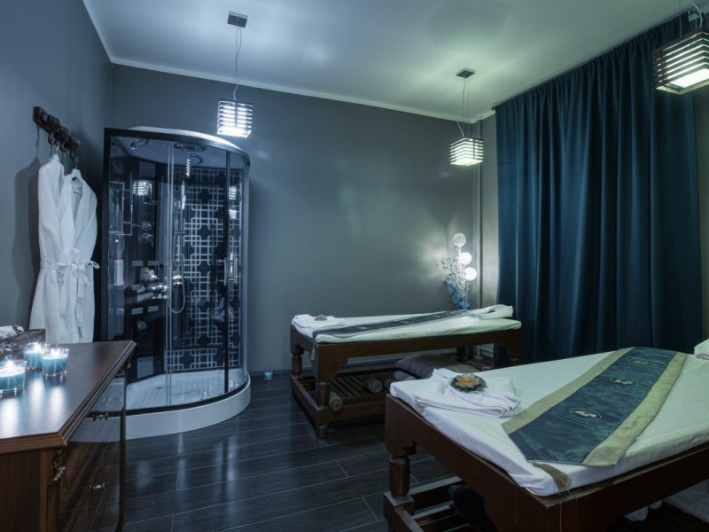 Успешный SPA-салон в центре города у метро