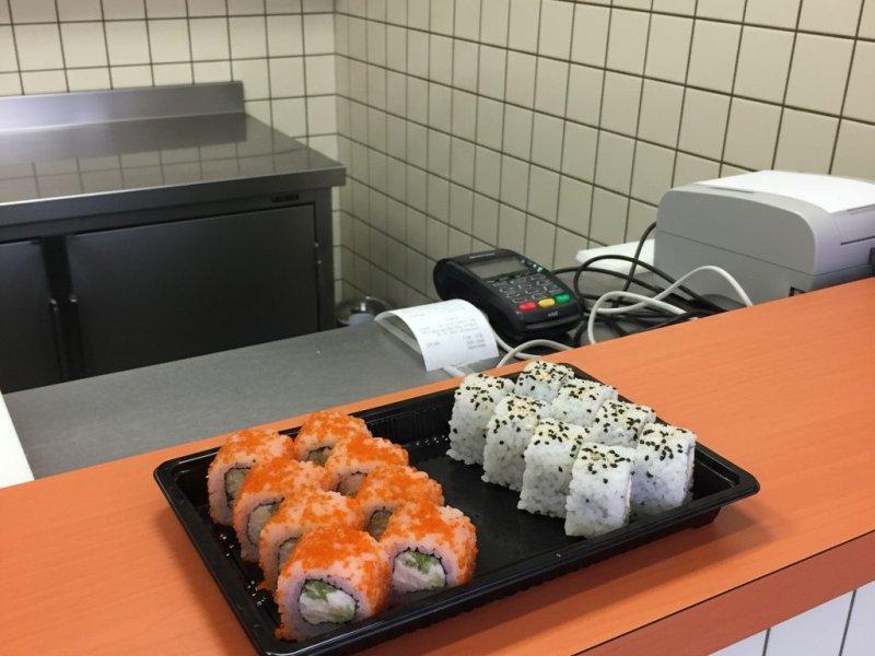 Два успешных кафе японской кухни в Подмосковье