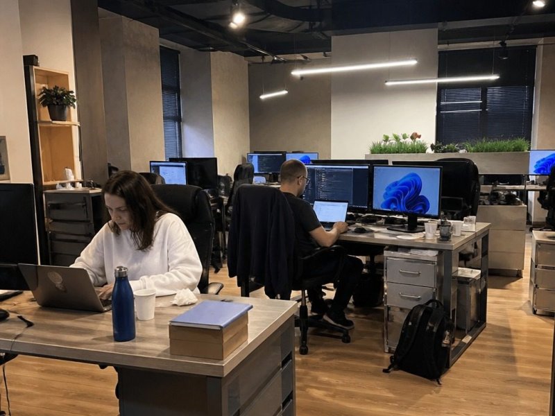 Платформа международных переводов. Прибыль 180к