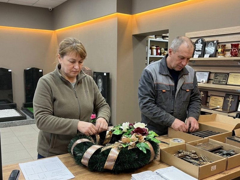 Продам. Магазин ритуальных товаров. Прибыль 140к
