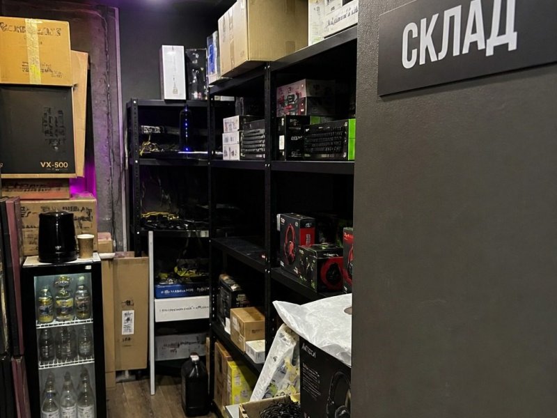 Киберклуб. Прибыль 210к