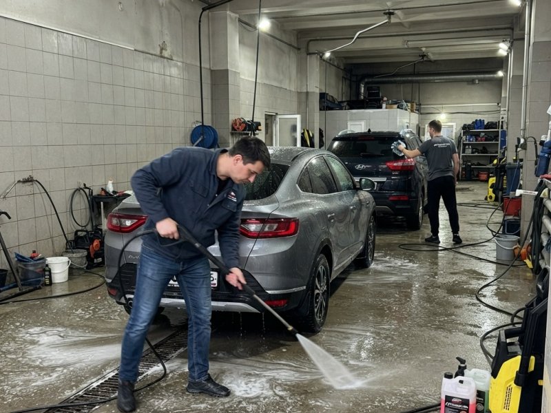 Премиальная автомойка у метро Рассказовка